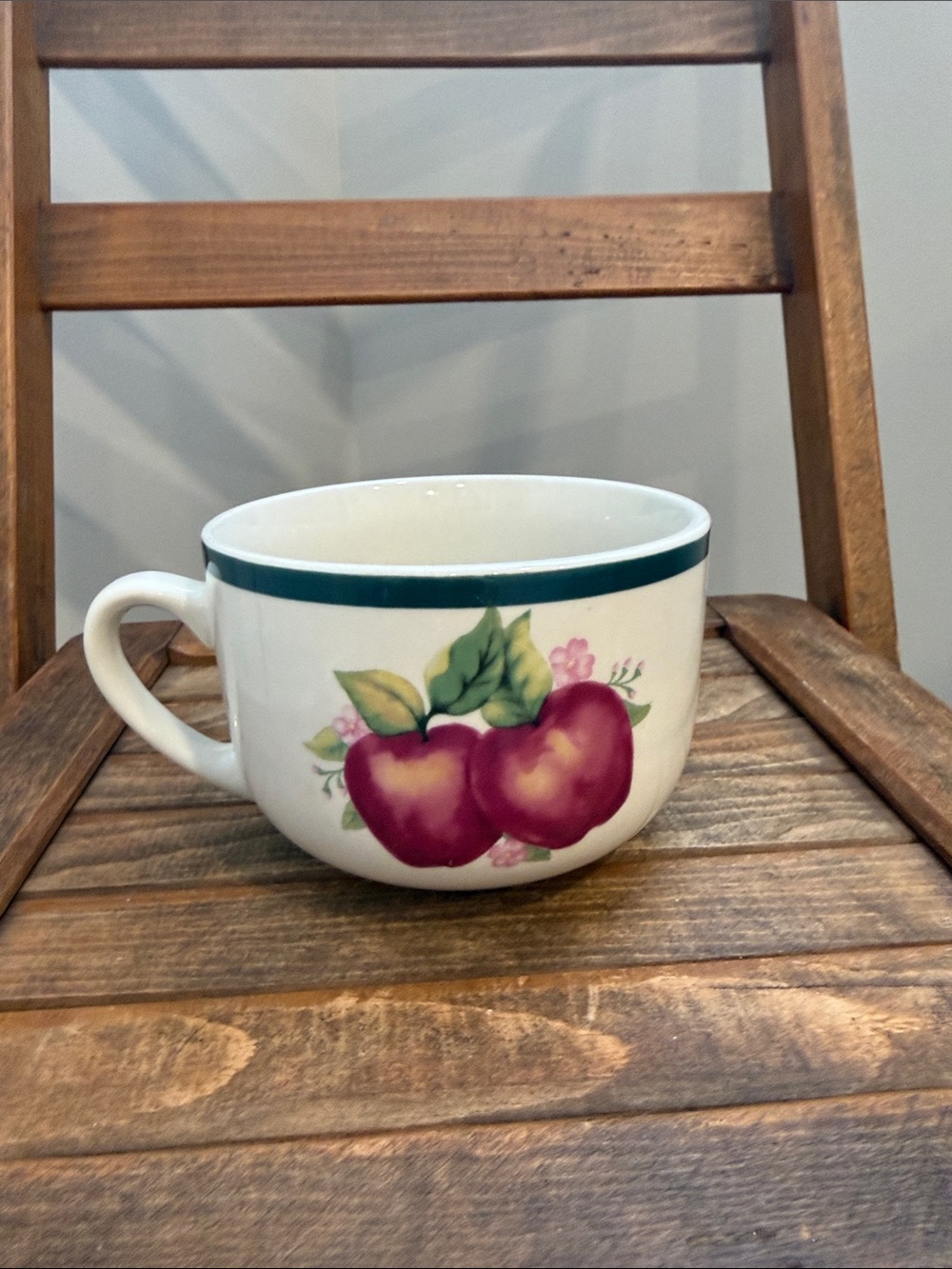 Vintage Four Star Stoneware Apple Mug Red Apples Country Farmhouse